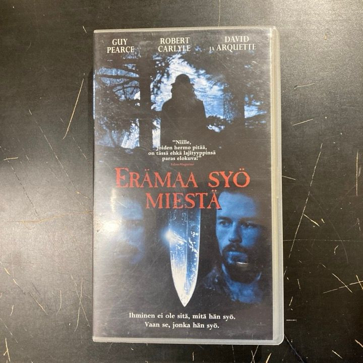 Erämaa syö miestä VHS (VG+/M-) -kauhu-